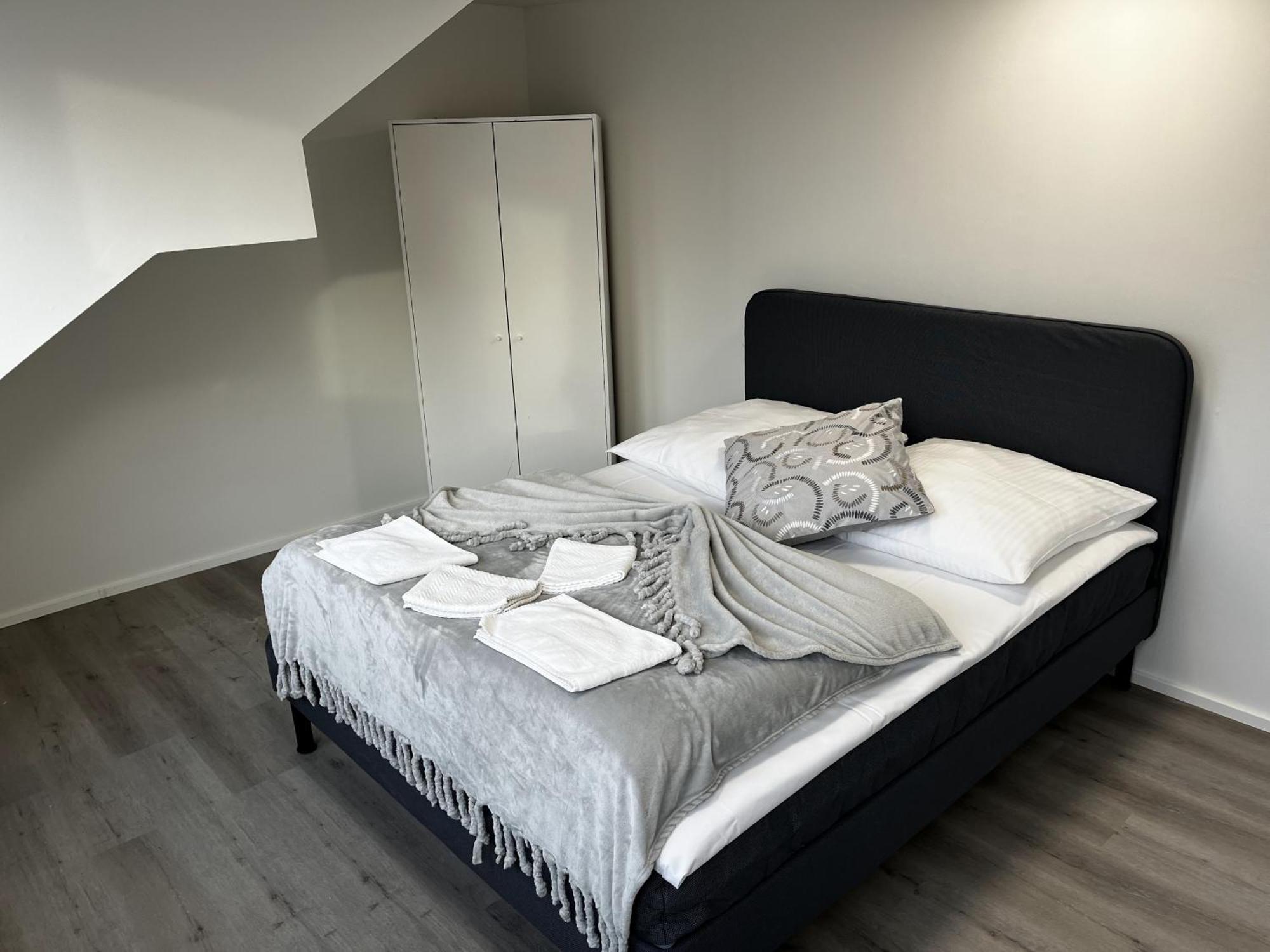 City Apartment On The Rhine, Кьолн Екстериор снимка
